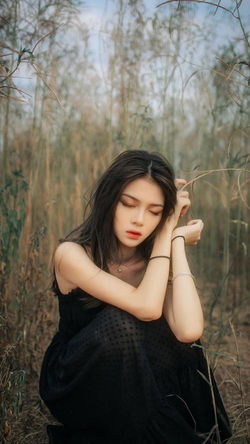 深夜办公室电影高清在线观看界面展示